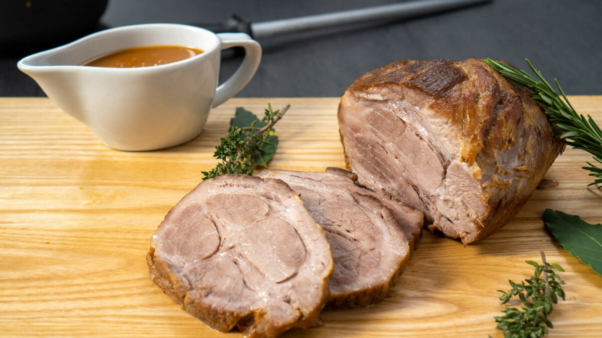 Saftiger Schweinebraten – alles was du über Braten wissen musst ...