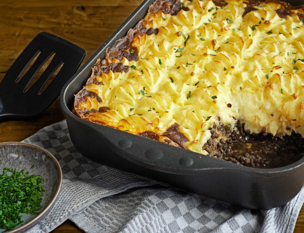 Kartoffel-Lauch-Auflauf mit Hackfleisch und Käse überbacken - Thomas ...