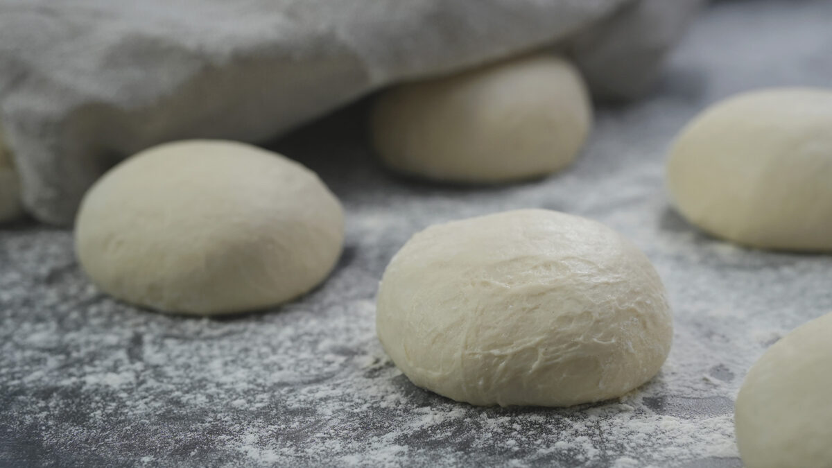 Fladenbrot in der Pfanne einfach selber machen / Lavash - Thomas kocht ...