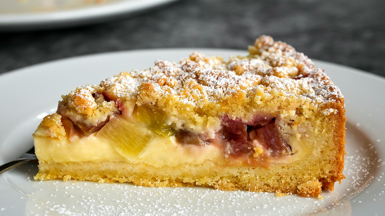 Rhabarberkuchen_Pudding_Streusel_rezept