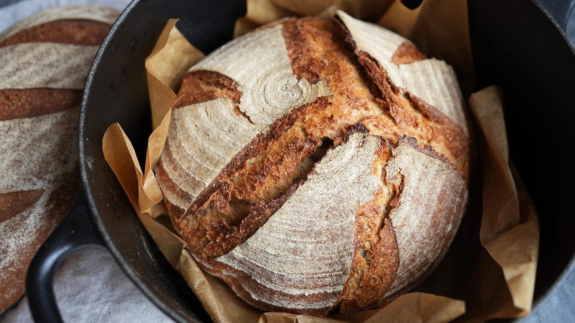 Sauerteigbrot_backen